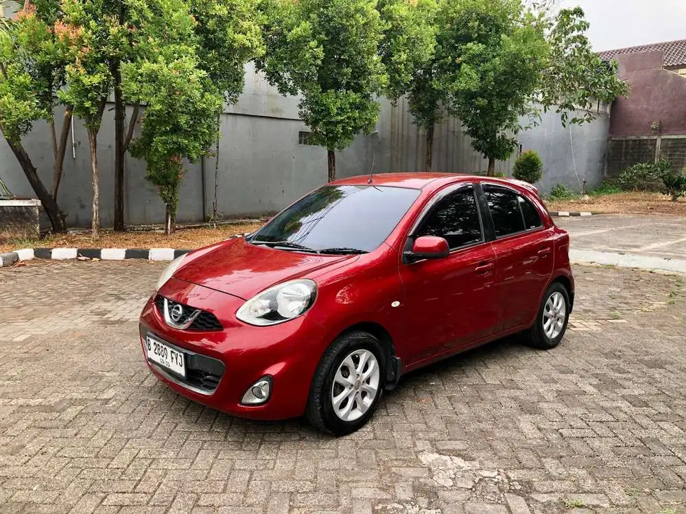 Nissan March  XS 1.2 AT 2015