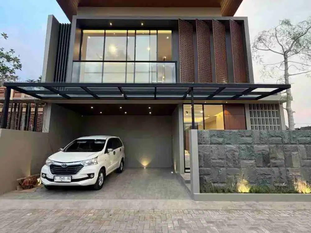 RUMAH MEWAH KONTEMPORER MODERN 2 LANTAI FULL FURNUSHED DI MAGUWOHARJO DEPOK SLEMAN