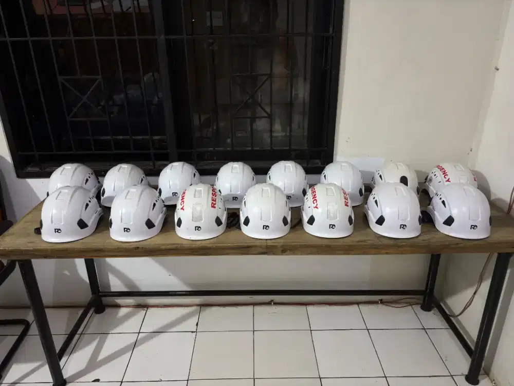 Helm Safety Rescue Outdoor APD Alat Pelindung Diri