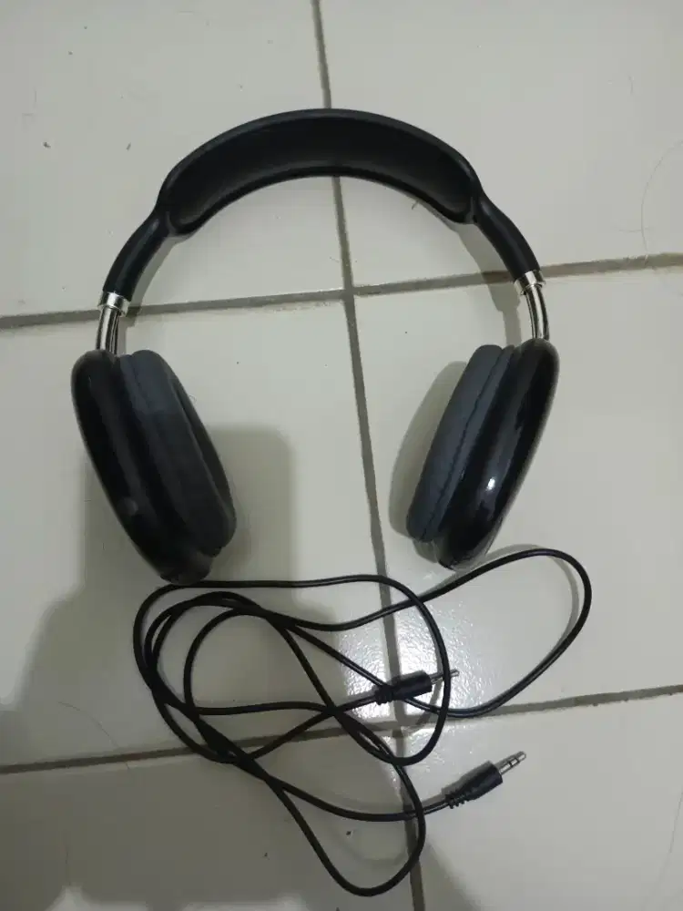 HEADSET BLUETOOTH BEKAS