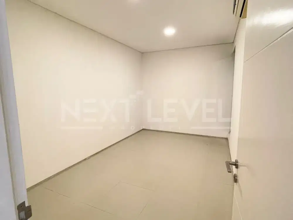DIJUAL RUMAH BARU GRESS FULL RENOVASI 2 LANTAI NORTHWEST HILL SIAP HUNI CITRALAND