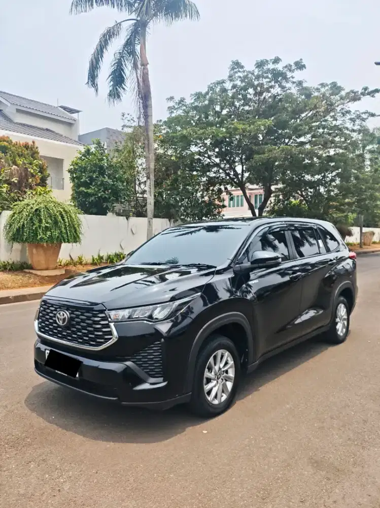 Innova Zenix 2.0 G CVT HV Hybrid 2024
