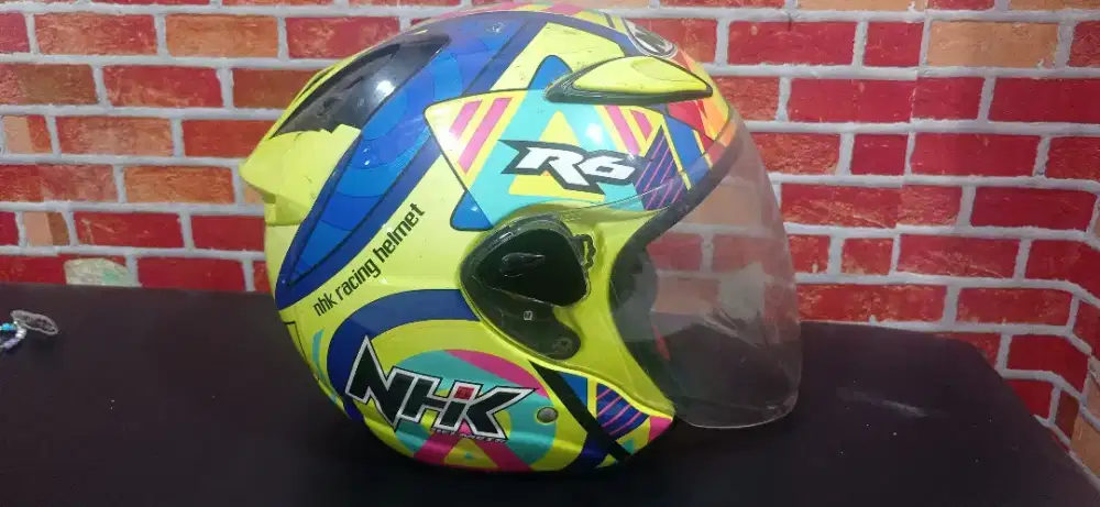 Helm R6 size M masih bagus busa tebal