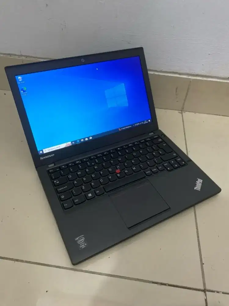 Laptop Thinkpad X240 Normal