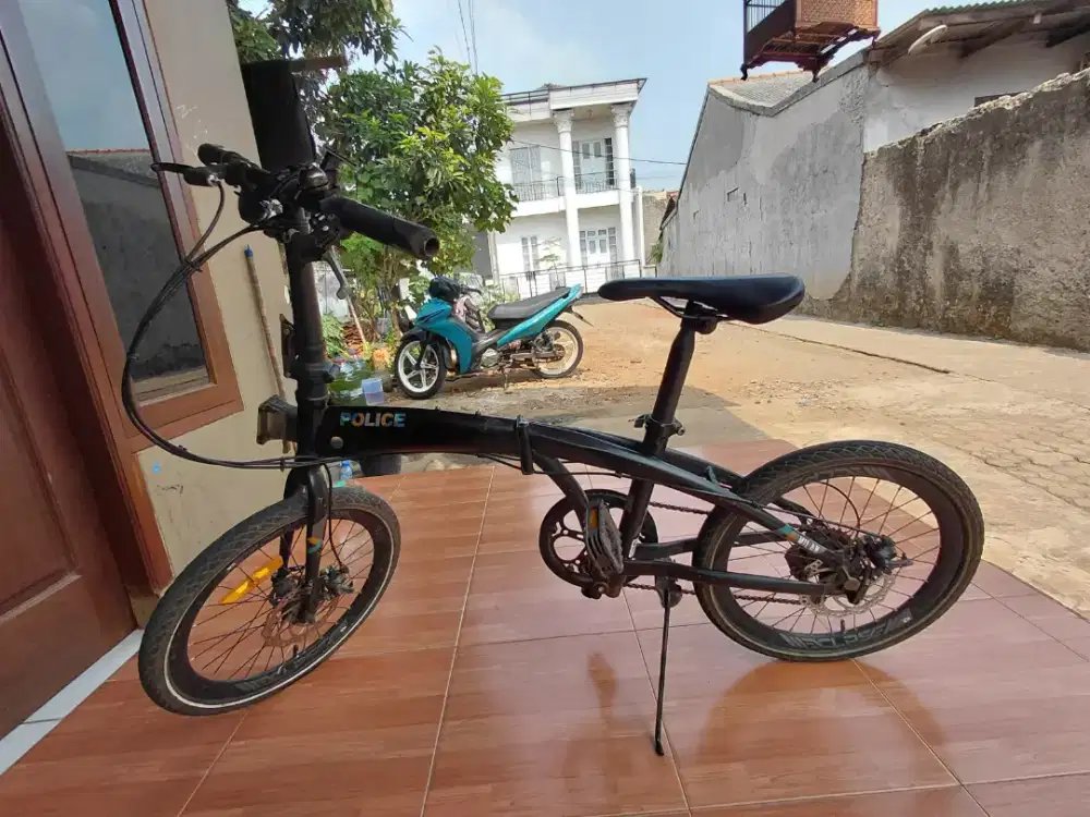 Sepeda Lipat Police Milan Sz 20