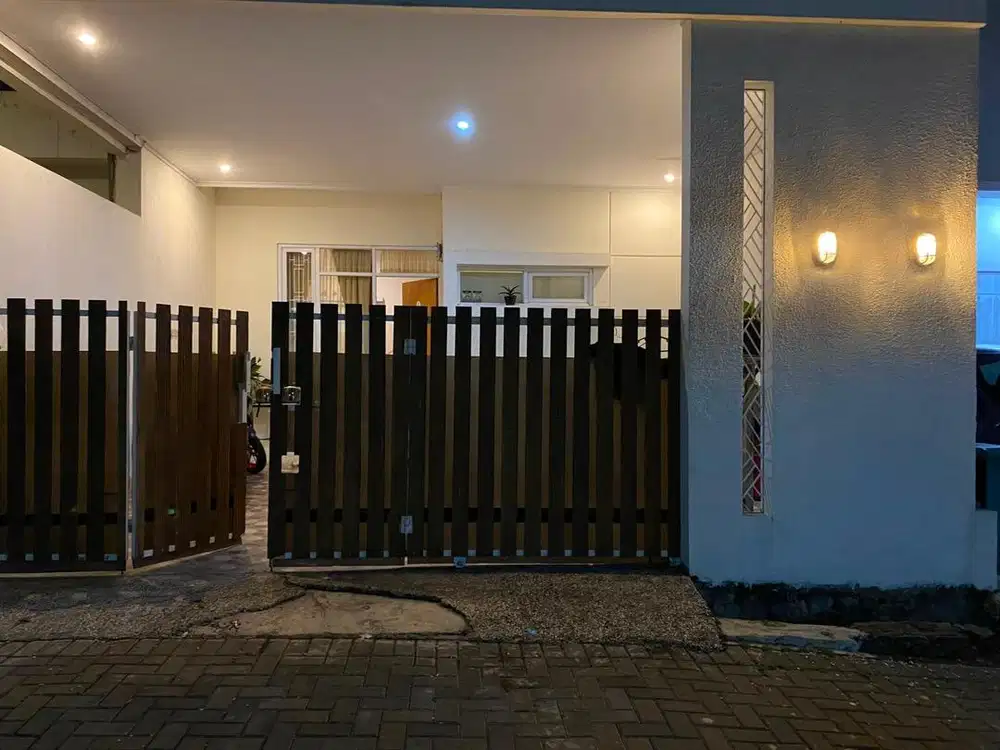 DIJUAL CEPAT! Rumah Terawat, Akses Mudah & Bebas Banjir. Harga Nego.