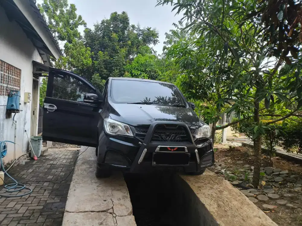 Wuling Confero 1.5 (4x2) M/T - 2021