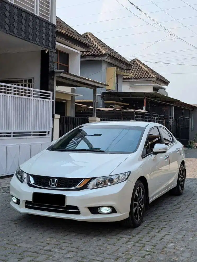 Honda Civic 2015 Bensin