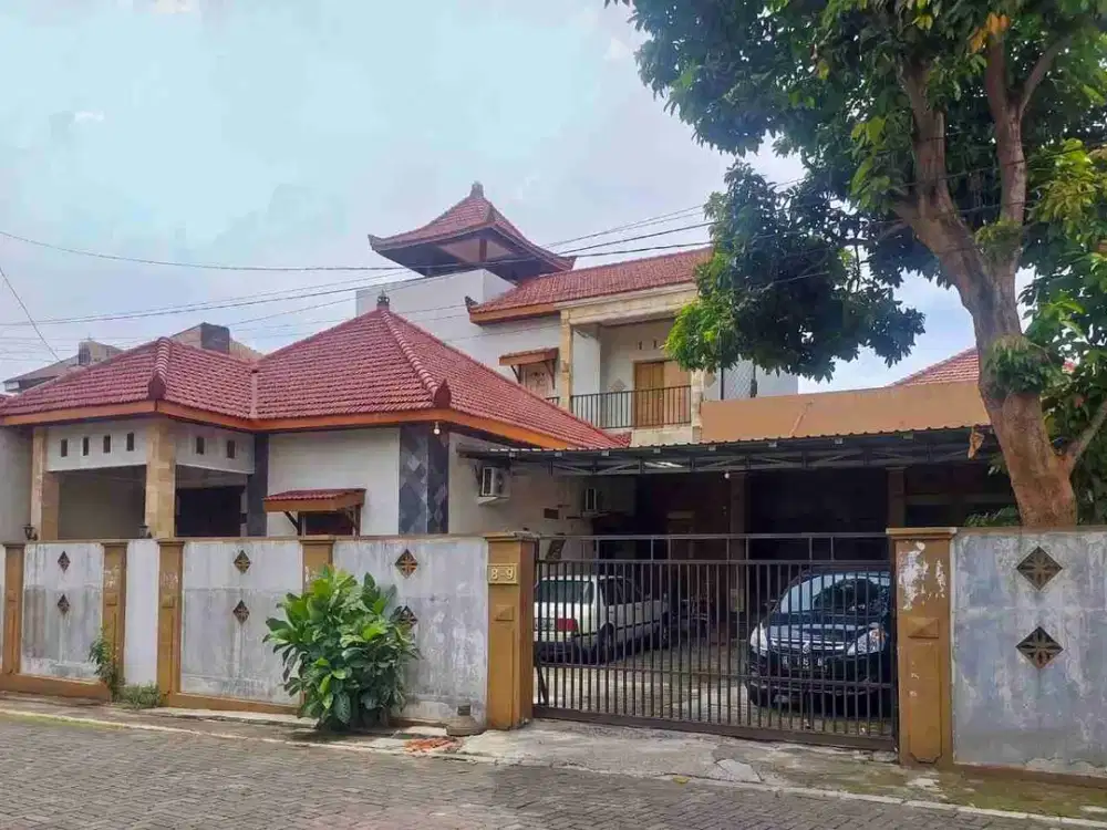 Rumah Second 2 Lantai Besar & Luas Dekat Kampus Undip Tembalang