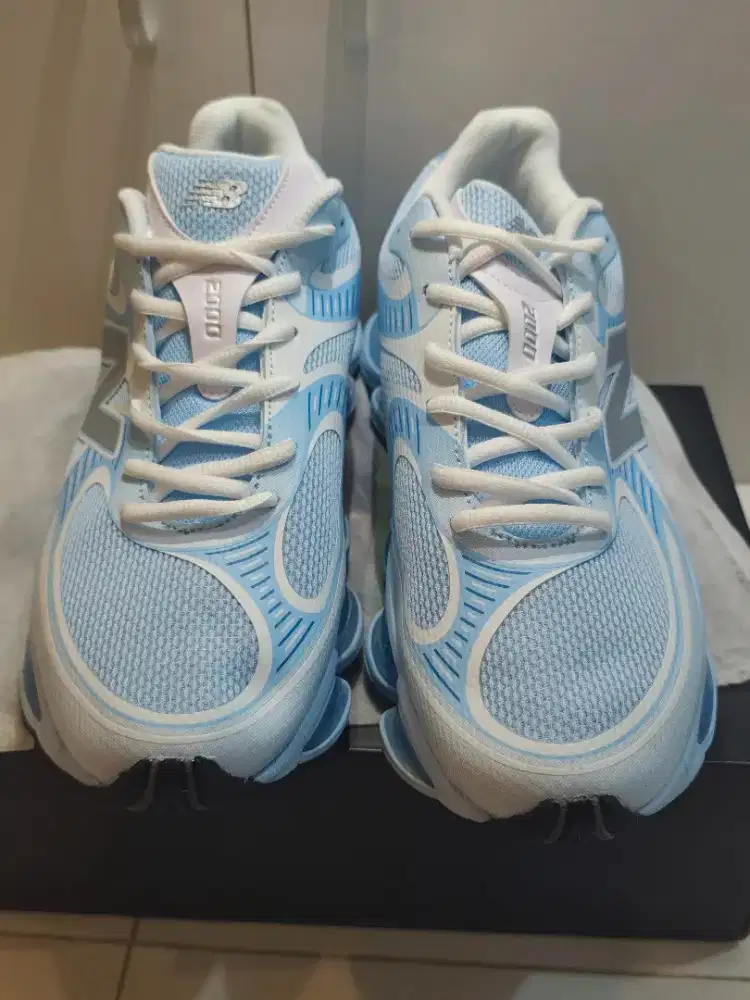 NB ABZORB 2000 light blue and silver size 45