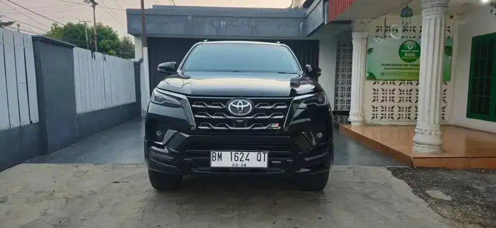 Vrz GR 2,8 4x4 tahun 2022