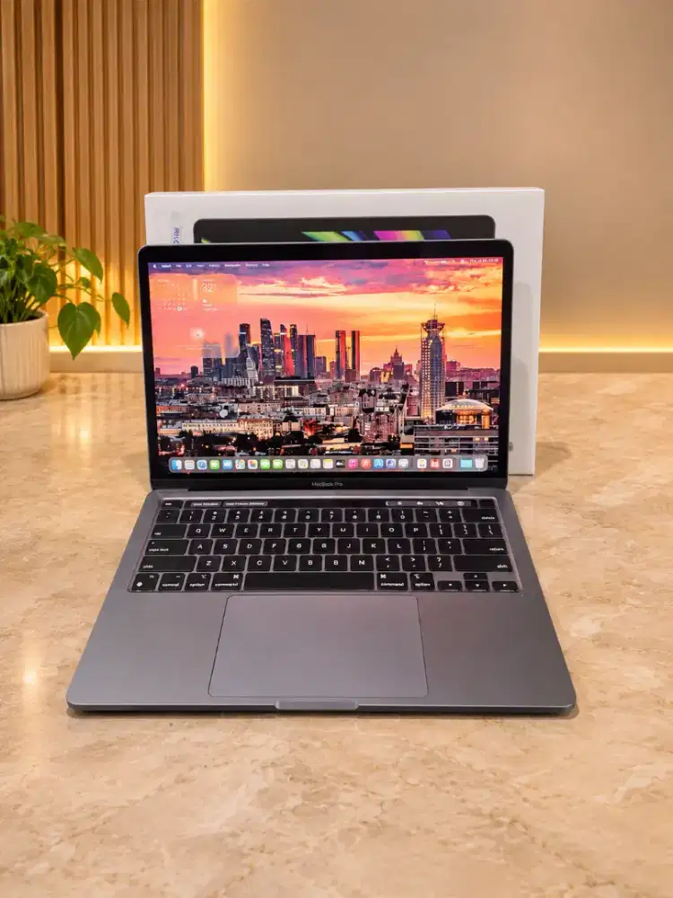 MacBook Pro M2 2022 Touchbar 512GB iBox Fullset Mulus