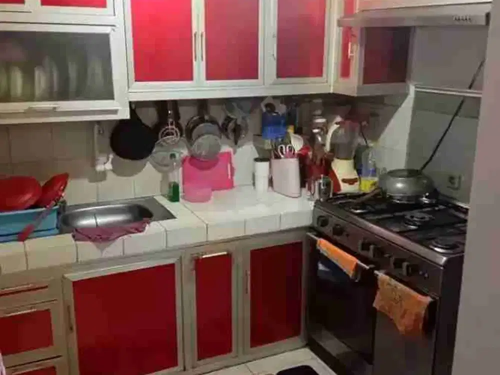 Rumah asri di  Royal  Fontain  town house pondok labu Jakarta selatan