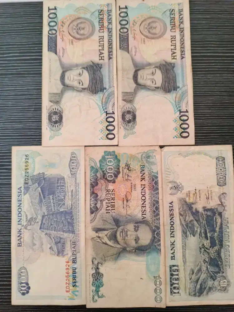 Uang kertas kuno asli