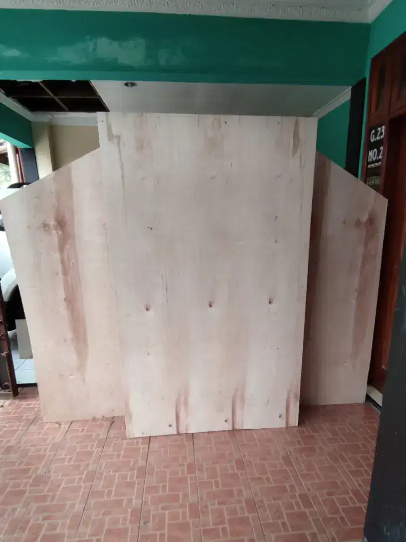 Dijual jasa backdrop background kayu triplek nikahan lamaran selamatan