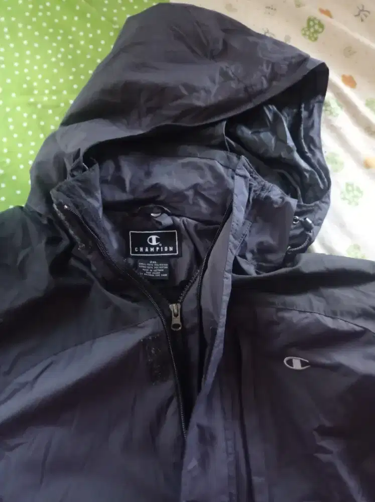 Jaket outdoor Champion