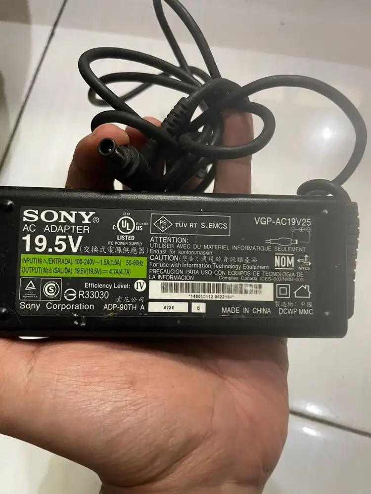 Adaptor charger SONY Vaio 19.5V 4.74A Ori