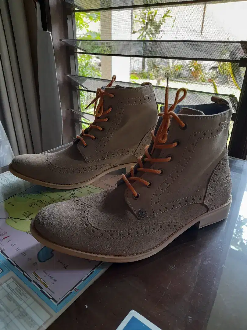 Sepatu Superdry boots  Kulit