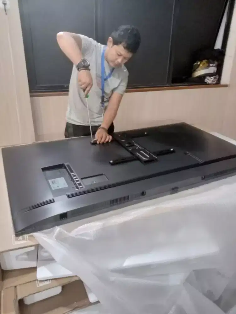 Bracket/Breket/Briket tv led/led + pasang