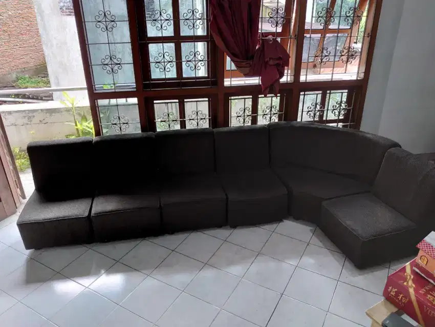 Sofa L Classic Hitam Minimalis 6 Seater