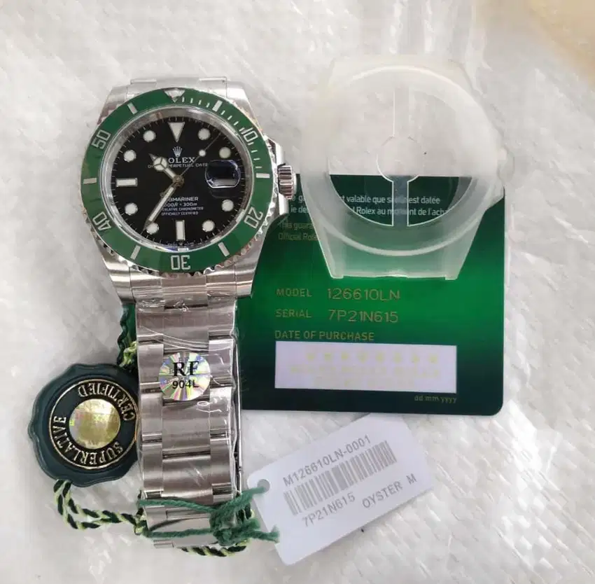 For sale watch brand rolex submariner starbuck