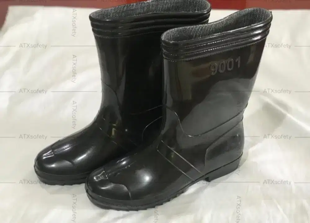 Sepatu Boot Karet Jeep Hitam Proyek Anti Air Banjir Hujan