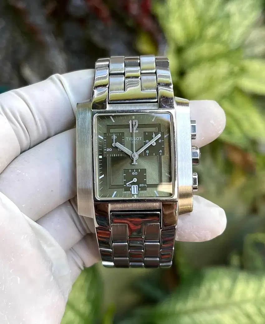 Tissot T-Trend TXL olive green Dial