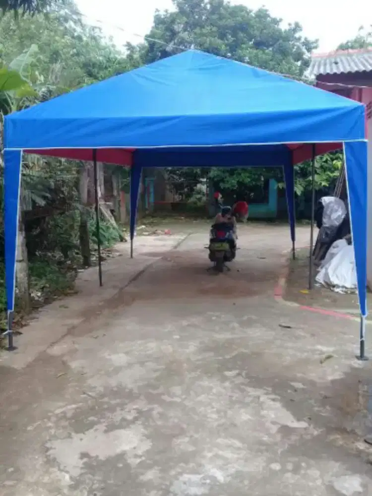 Tenda kafe bongkar pasang dan tenda stand lipat