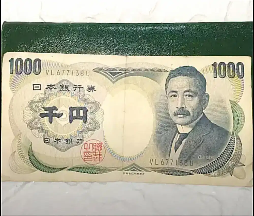 Uang kuno 1000 yen Jepang