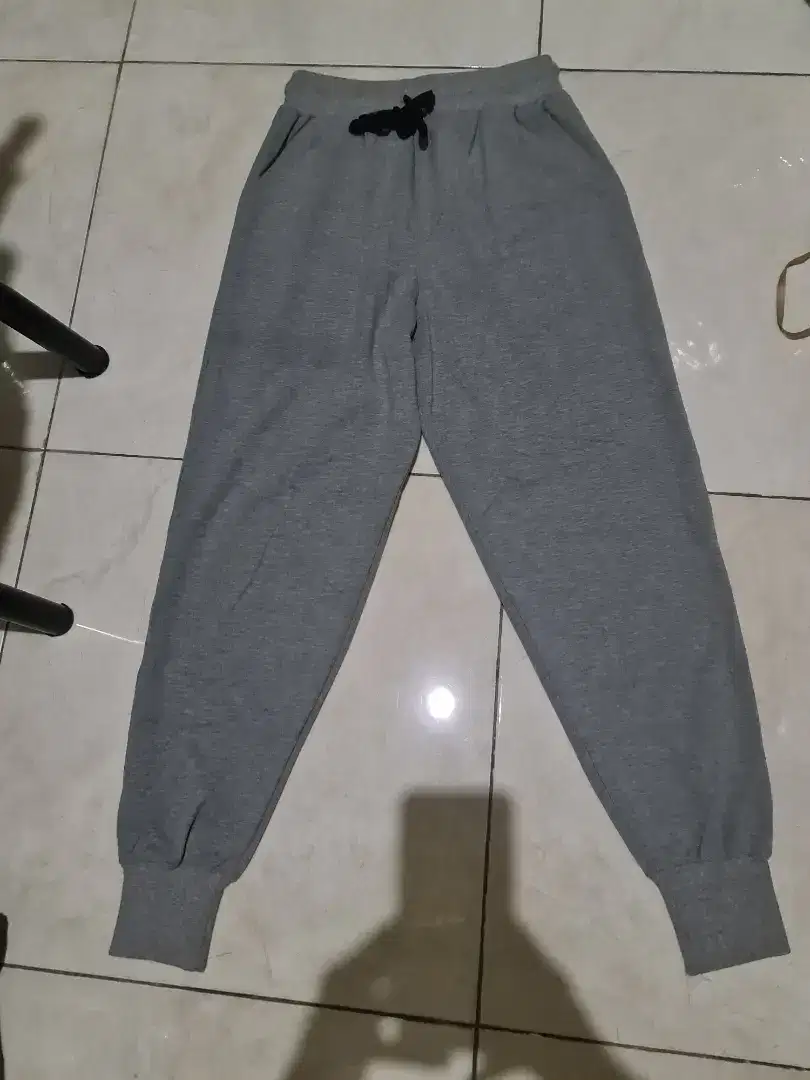 Celana olah raga dewasa, pinggang karet