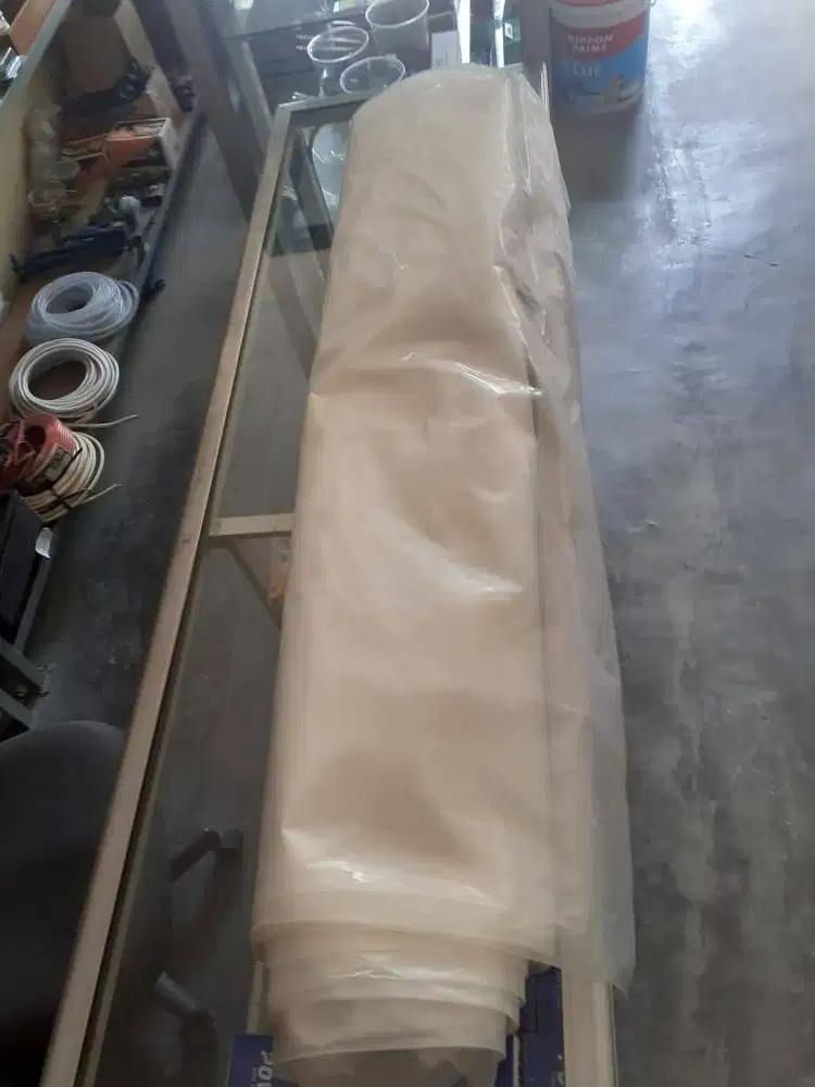 SEDIA PLASTIK COR BENING ( lebar 1 meter panjang 100 meter )