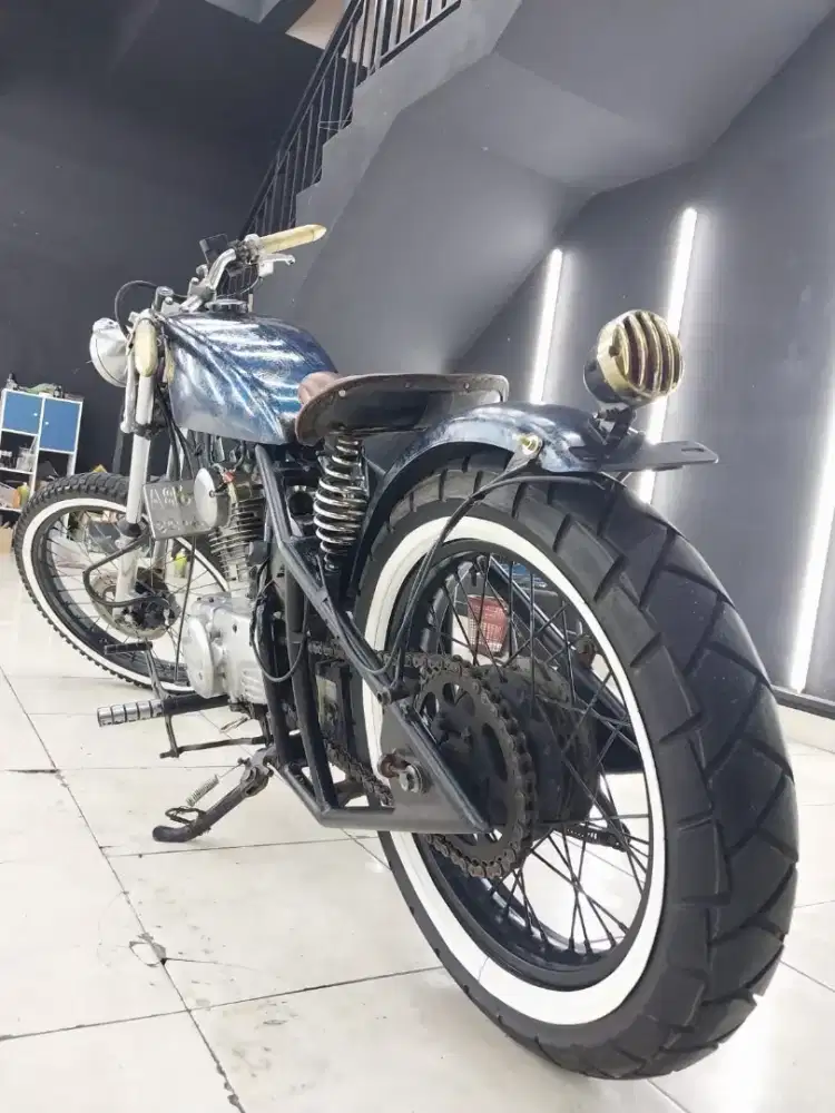 Kawasaki Binter Mercy Kz200 Custom Chopper