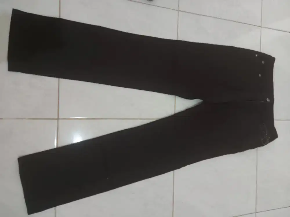 Celana jeans branded