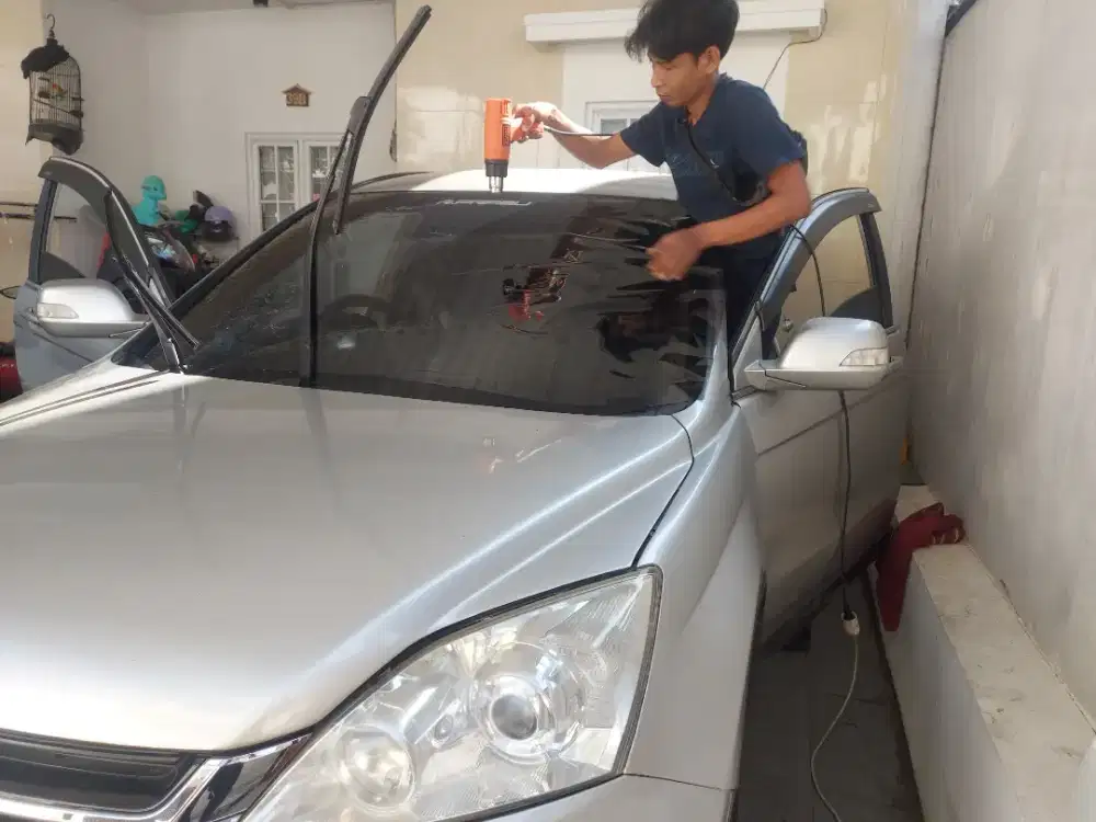 pasang dan ganti kaca film mobil panggilan