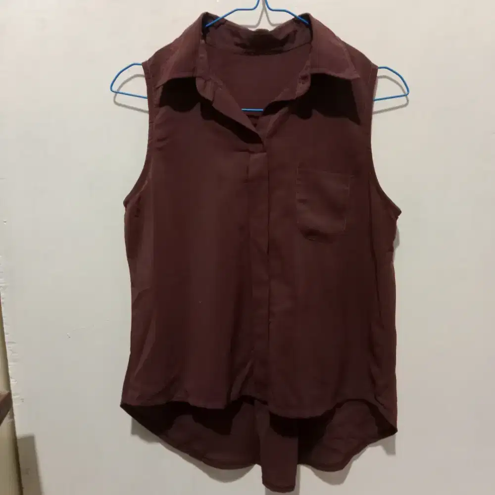 Brown Top / Kemeja Tanpa Lengan / Atasan Sleeveless Blouse Tanpa Lenga