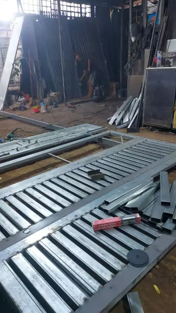 Bengkel kami nerima pesanan pagar minimalis kanopi sejabodetabek