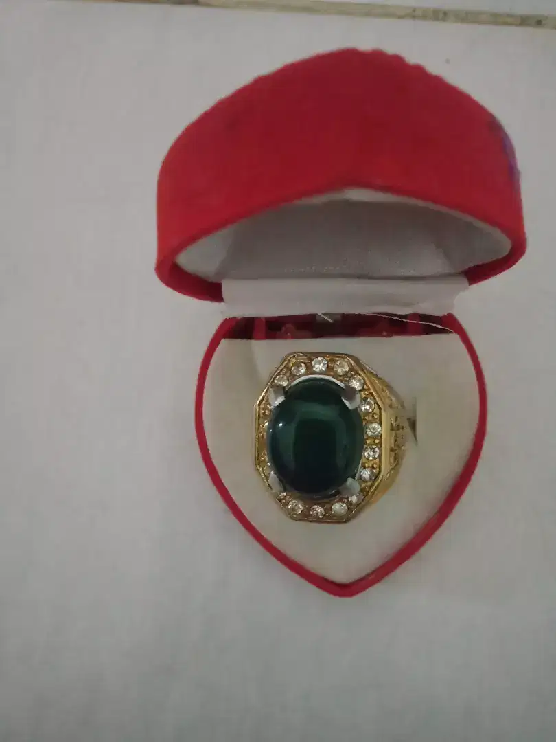 Dijual Batu akik hijau botol