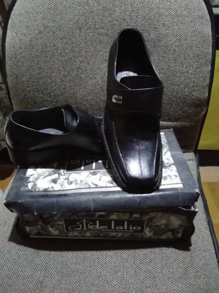 Sepatu Casual De Latio