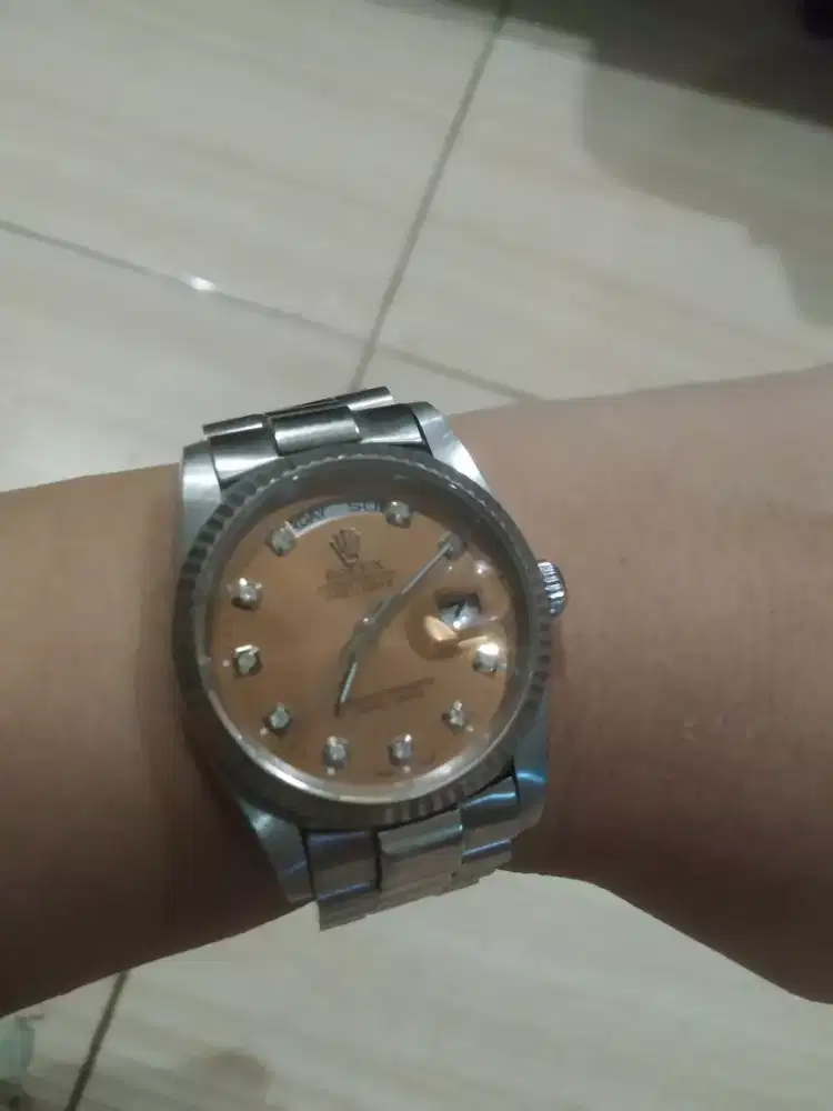Jam tangan Rolex