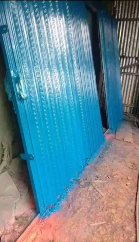 Folding gate roling door