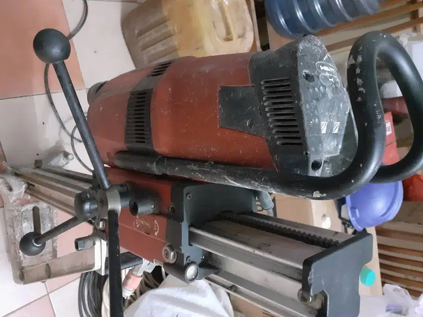 Mesin Coring Hilti bekas DD200