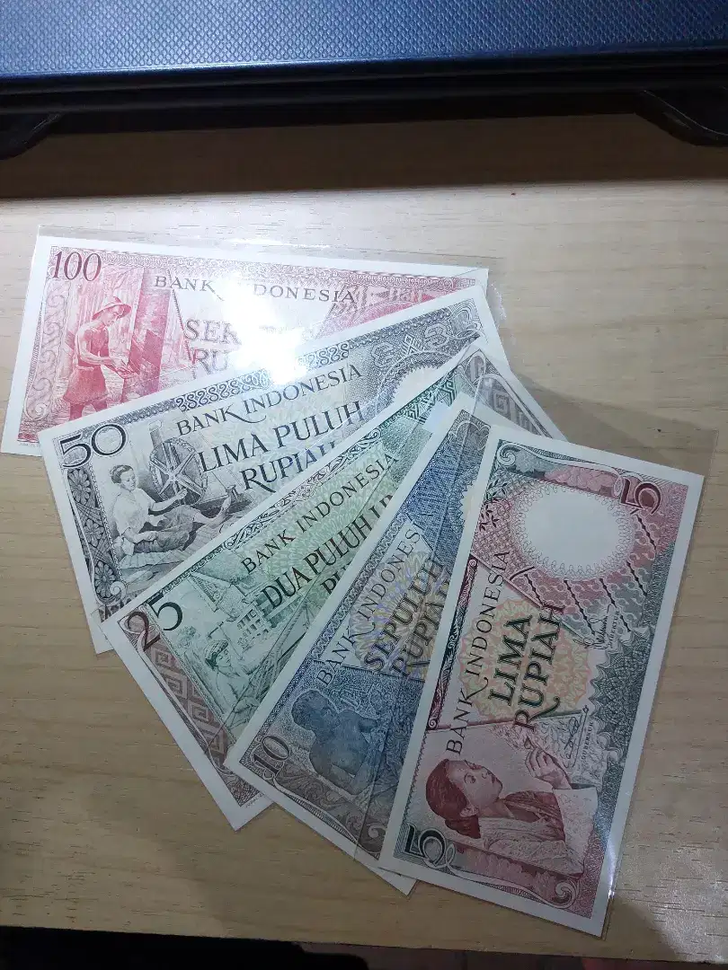 5 lembar UKI serie Pekerja