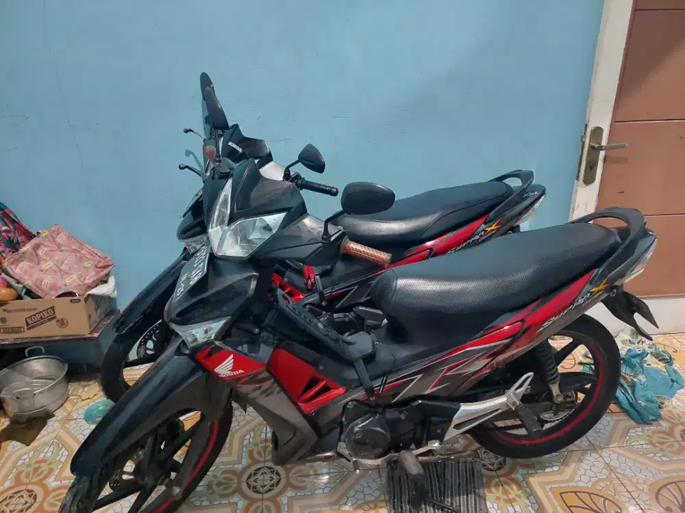 menerima dan membeli honda supra x 125 2011/2012 tahun 2009