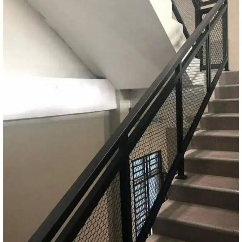 RAILING TANGGA BESI PEGANGAN TANGGA ELEGAN CUSTOM