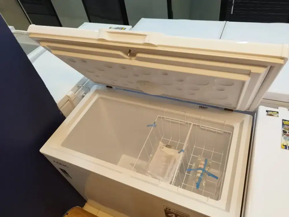 Kredit Freezer Aqua 200L