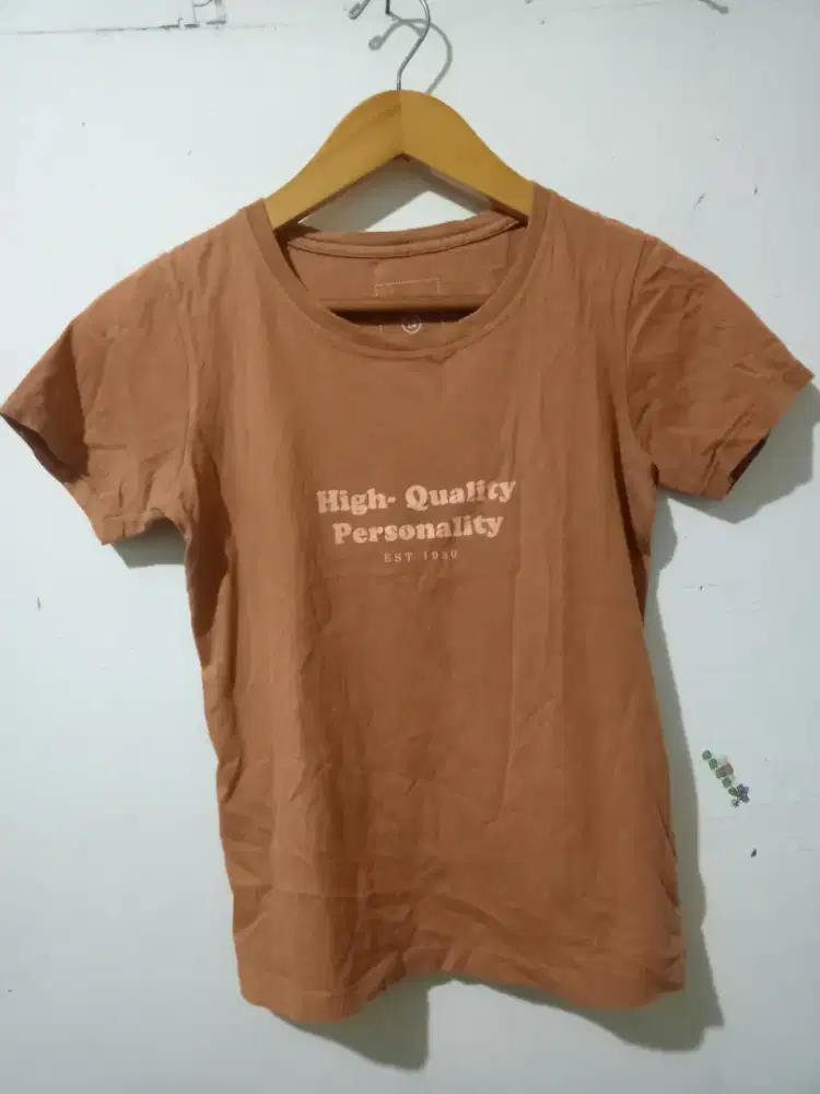 Tshirt wanita NEVADA size S