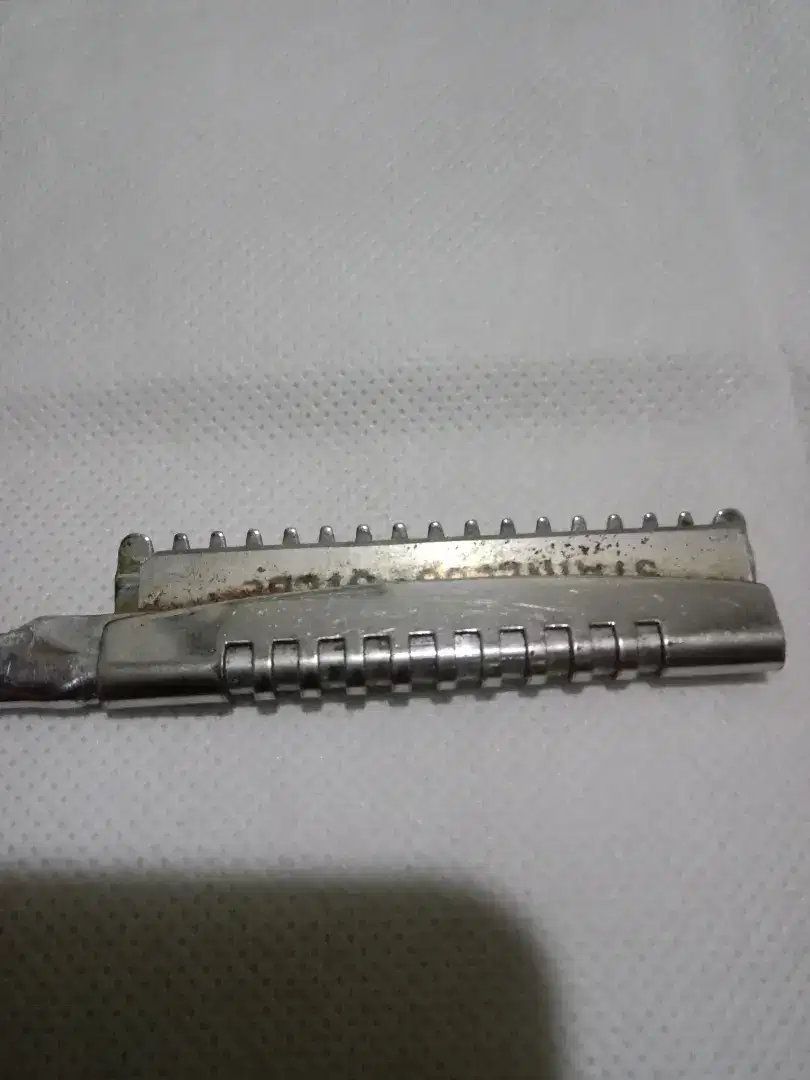 Pisau Cukur Antik Stainless