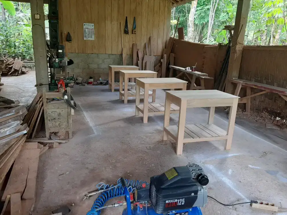 Meja kenap//meja warung