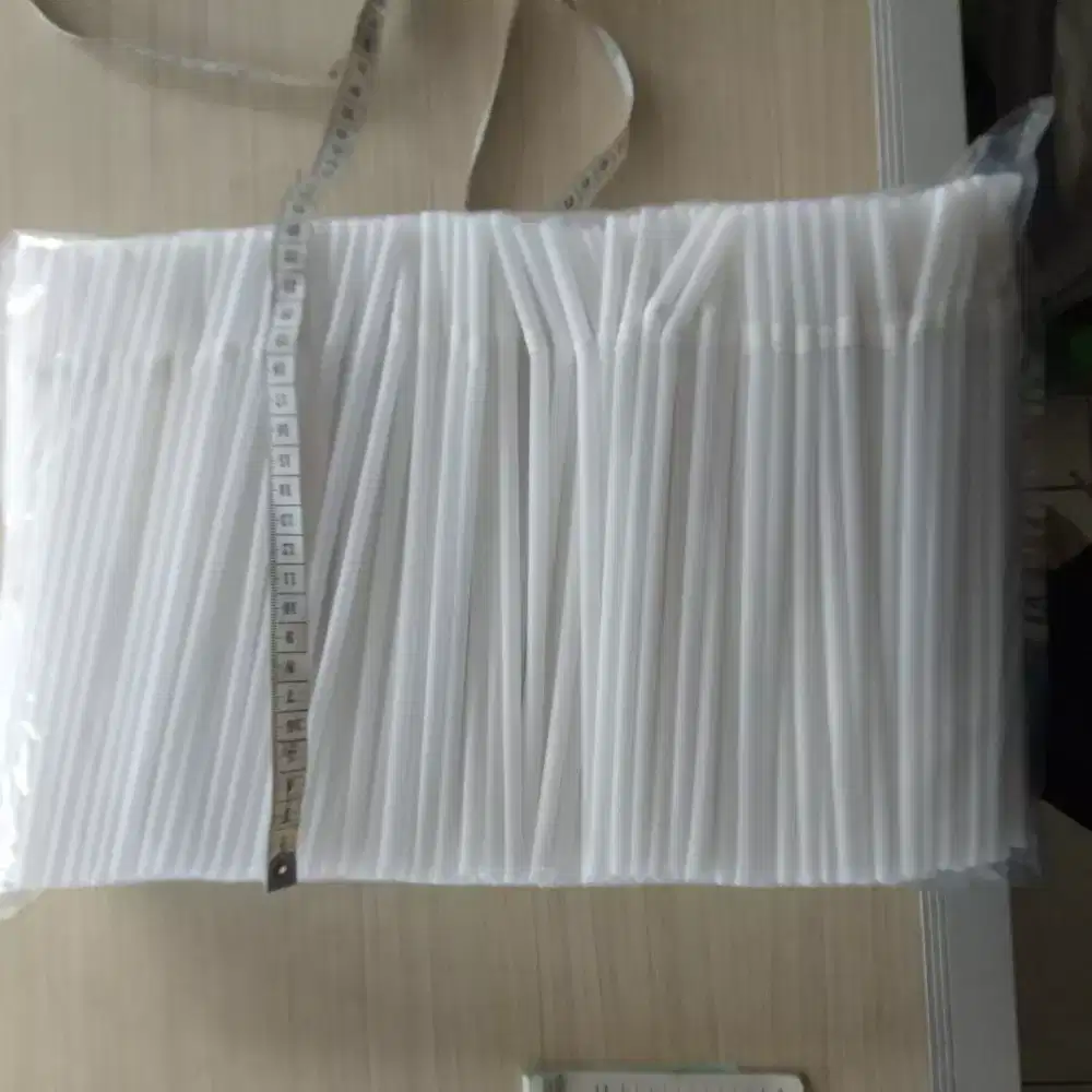 Sedotan putih bengkok steril curah 450gr