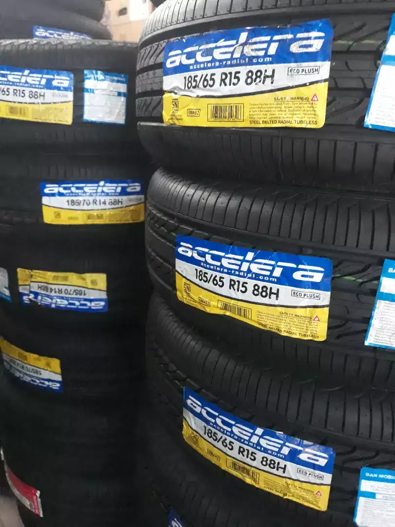 BAN ACCELERA ECO PLUSH 185/65 R15 STADAR MOBILIO,FREED,ERTIGA,VELOS